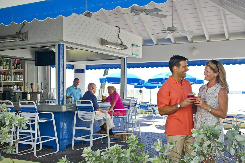 Alden Suites - A Beachfront Resort - Général