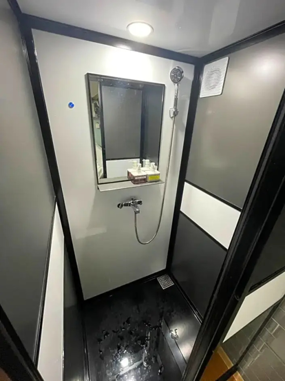 Economy room