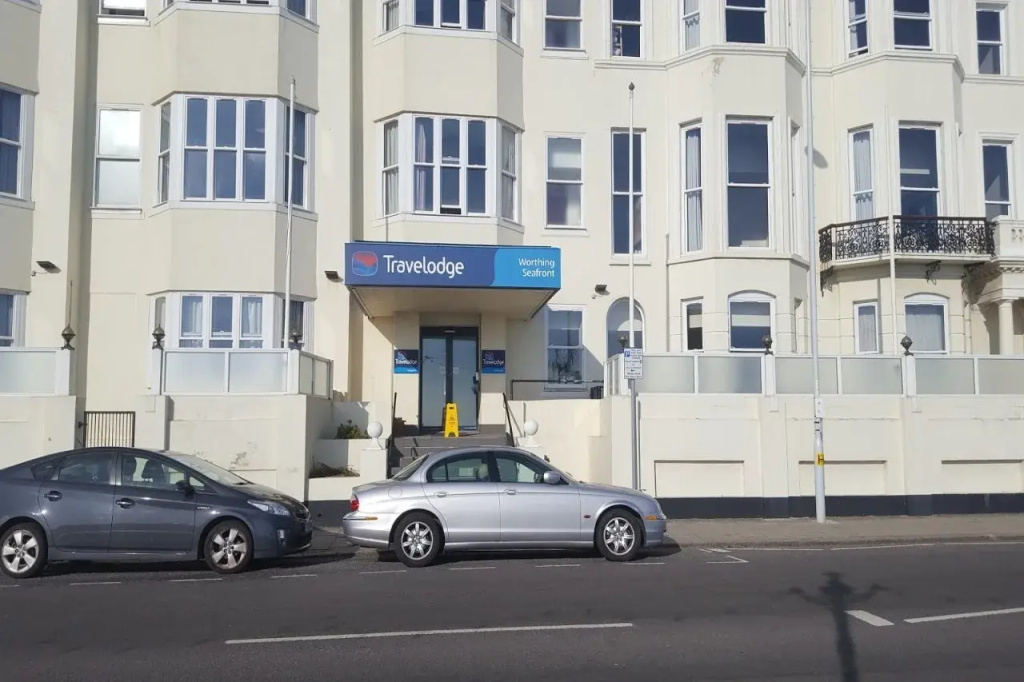 Travelodge Worthing Seafront