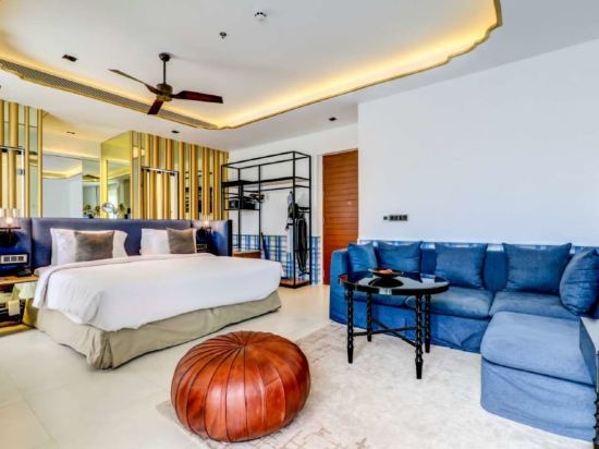 Azaya Beach Resort