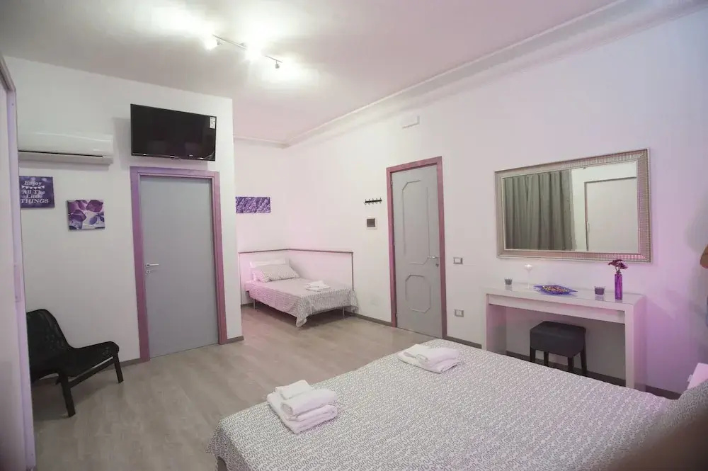 Standard Triple room with balcony