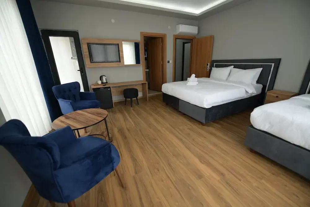 Hotel photo 2