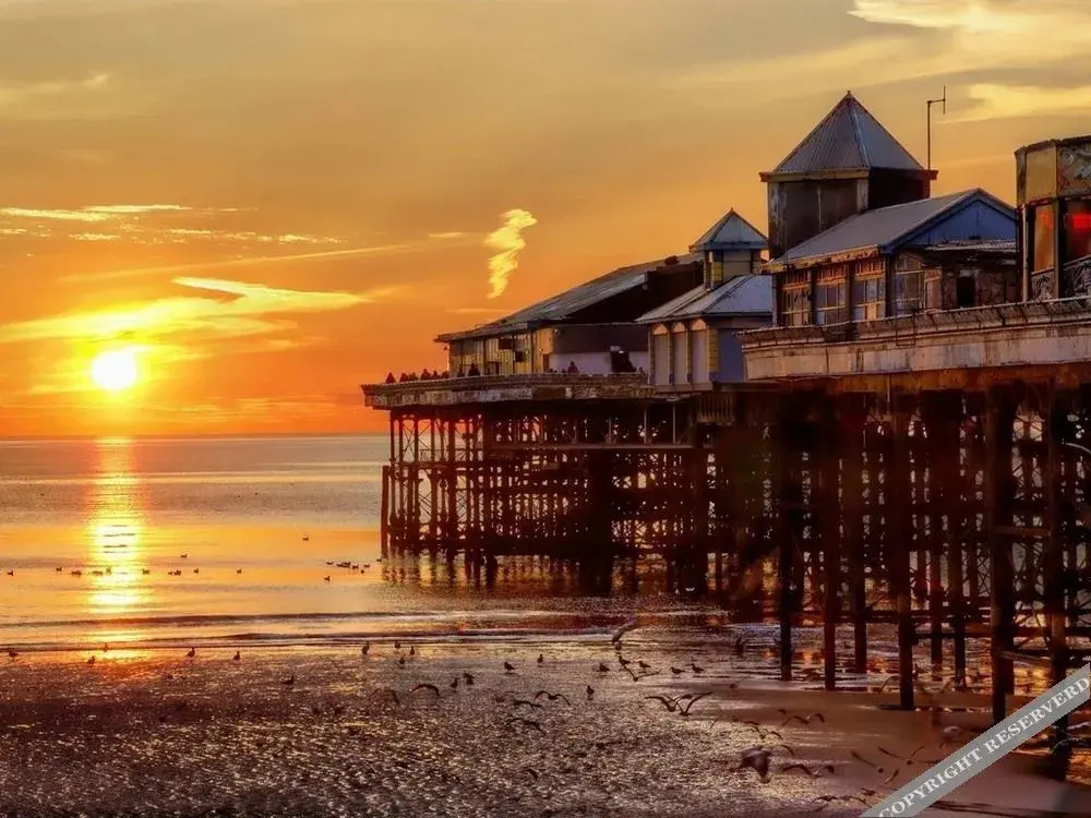 Beach & Waterfront