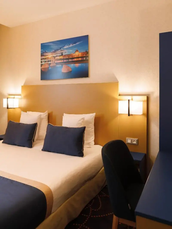 Comfort room