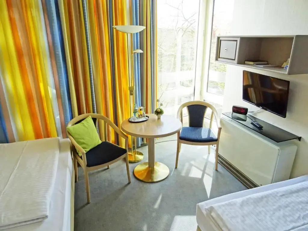 Economy room