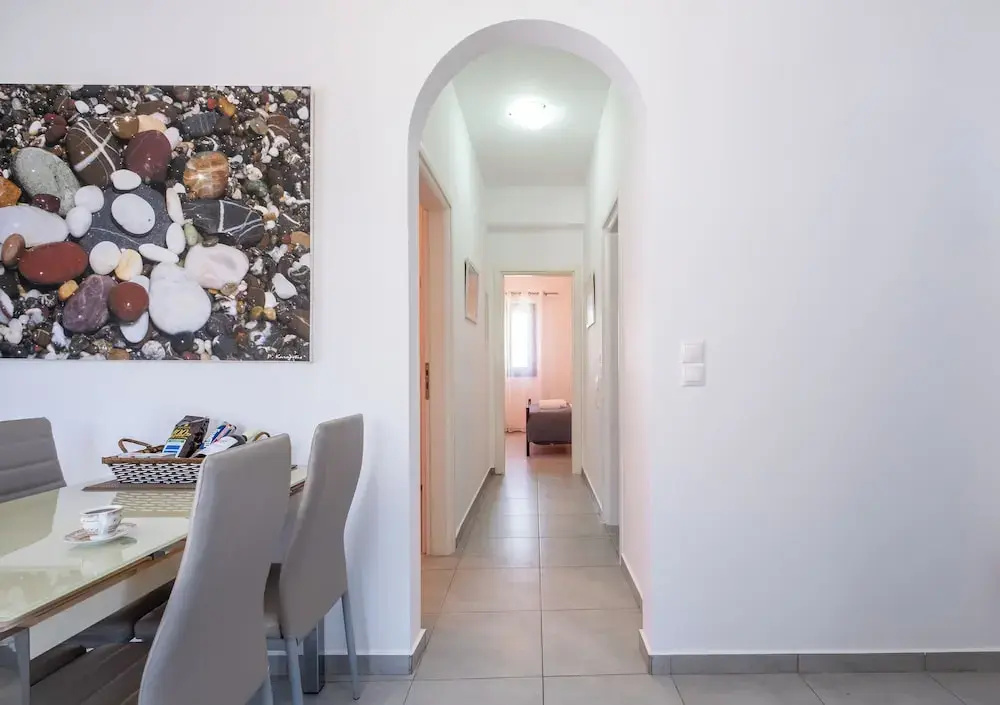 2 Bedrooms Comfort Apartment with mountain view