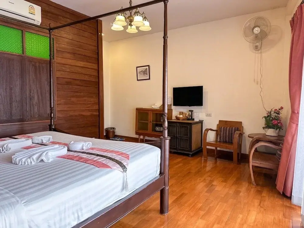 Deluxe room with balcony