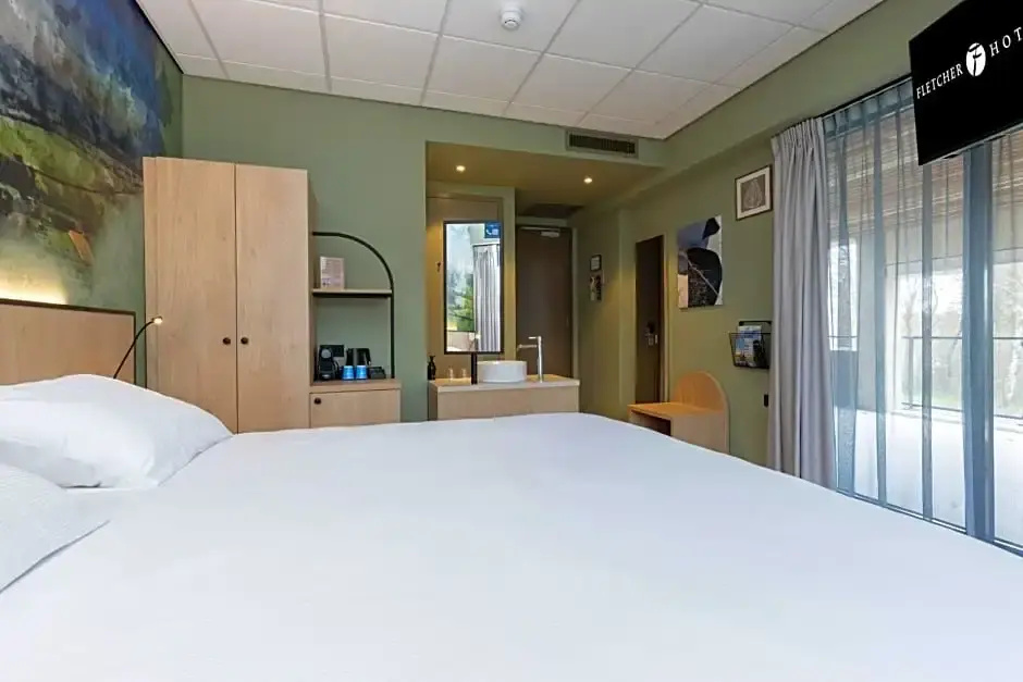 Standard room with balcony