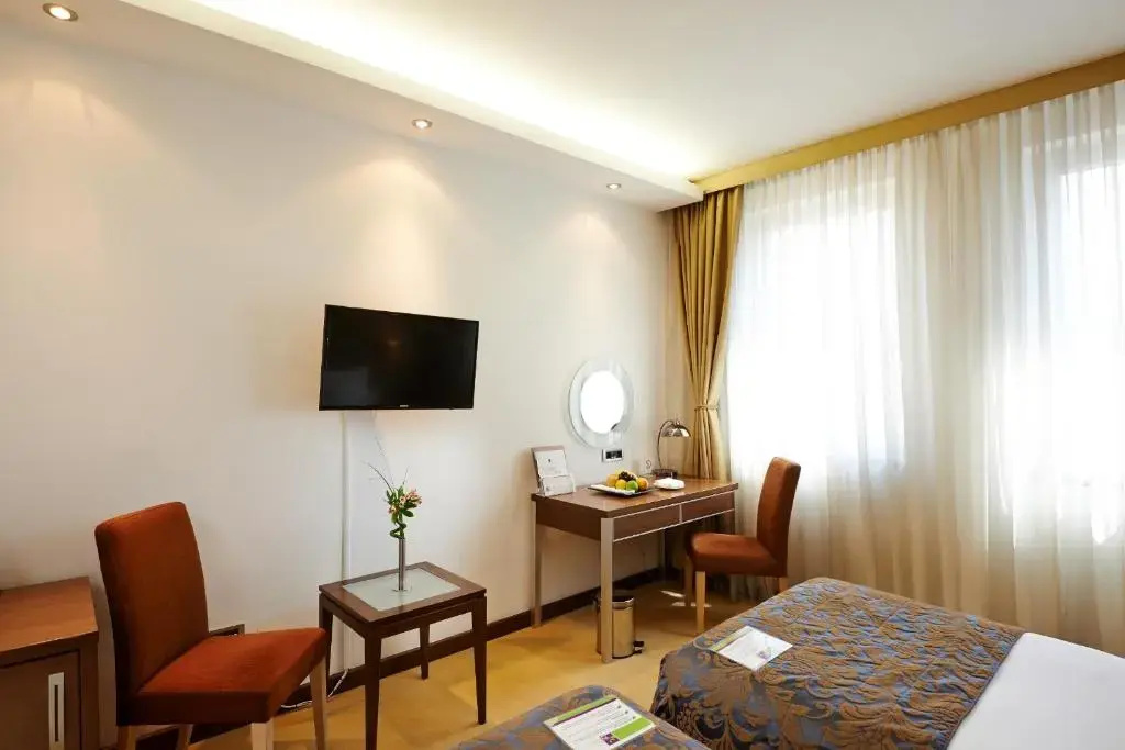 In Hotel Belgrade - Chambres