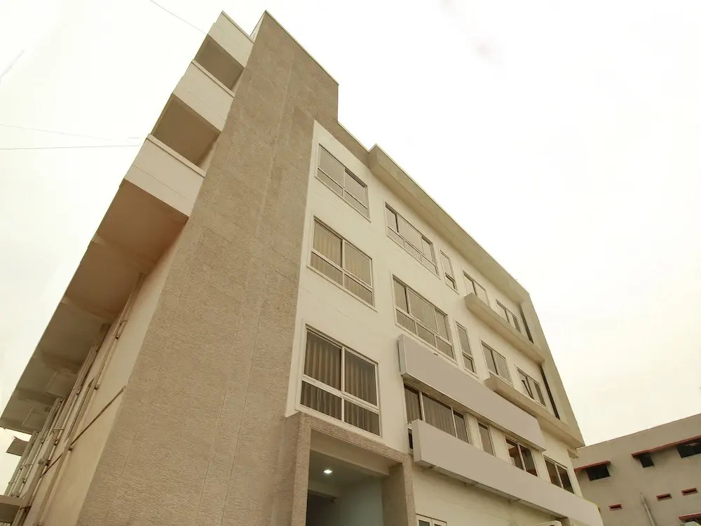 OYO 12069 Rankghas Residency