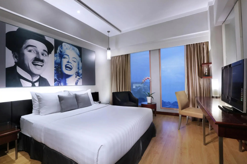 Deluxe Quadruple room (full double bed)