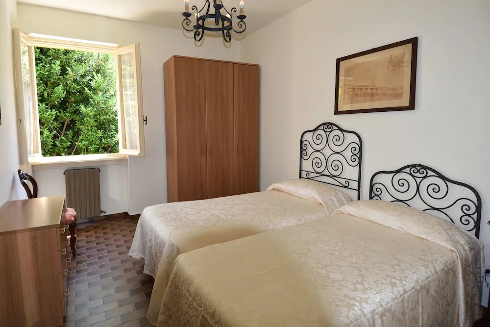 2 Bedrooms Apartment with balcony