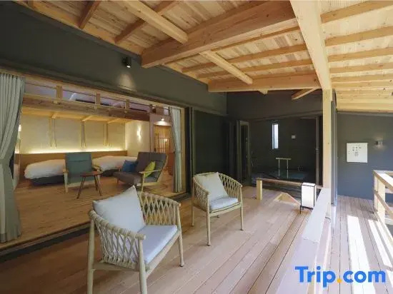 Premium Suite with river view
