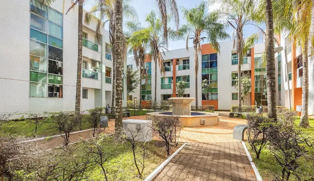 Elegant Accommodations Just Minutes From Brasilia's Main Attractions - ARK