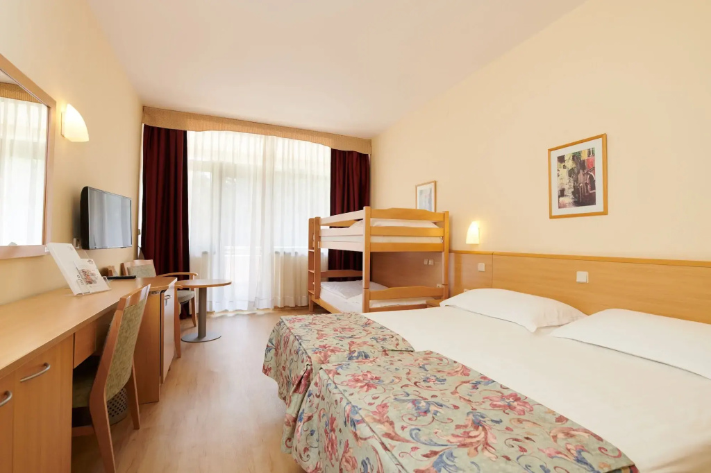Hotel photo 38