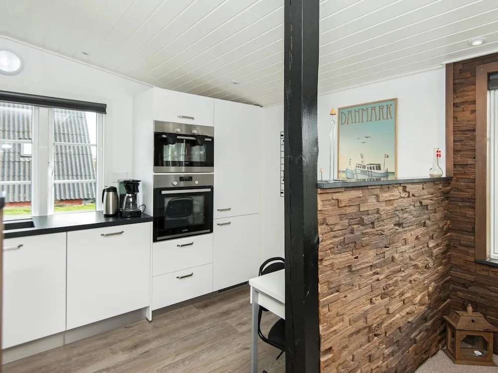 8 Person Holiday Home in Hemmet - фото 13