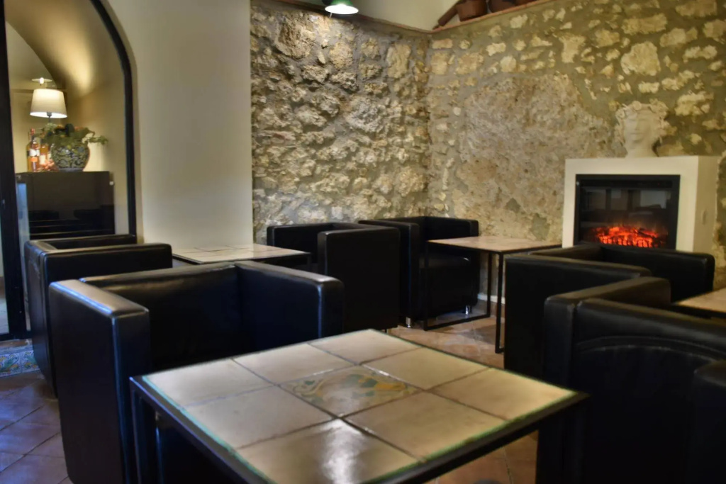 Hotel photo 23