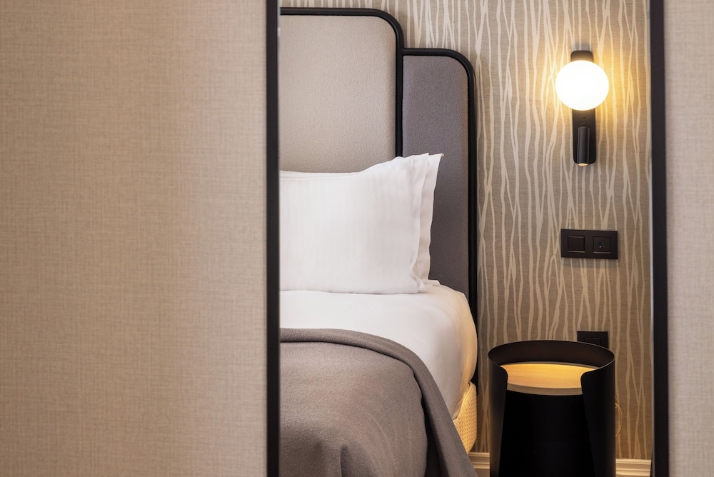 Le 46 Hotel 64