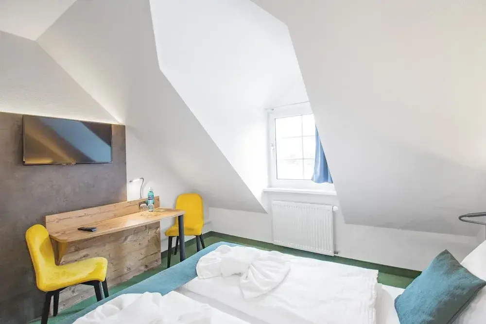 Economy Double room (full double bed)