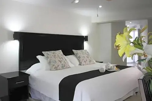 Beside Still Waters Boutique Hotel - Chambres