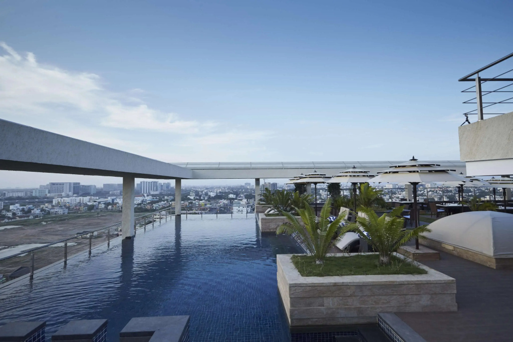 Beach & Waterfront