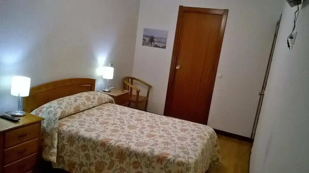 Standard Double room (full double bed)