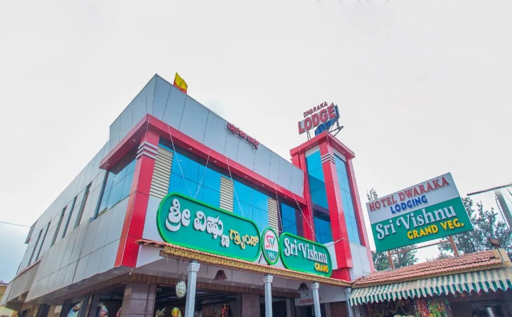 Hotel Dwaraka By OYO Rooms