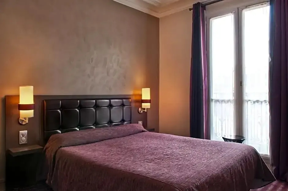 Grand Hotel Leveque 64