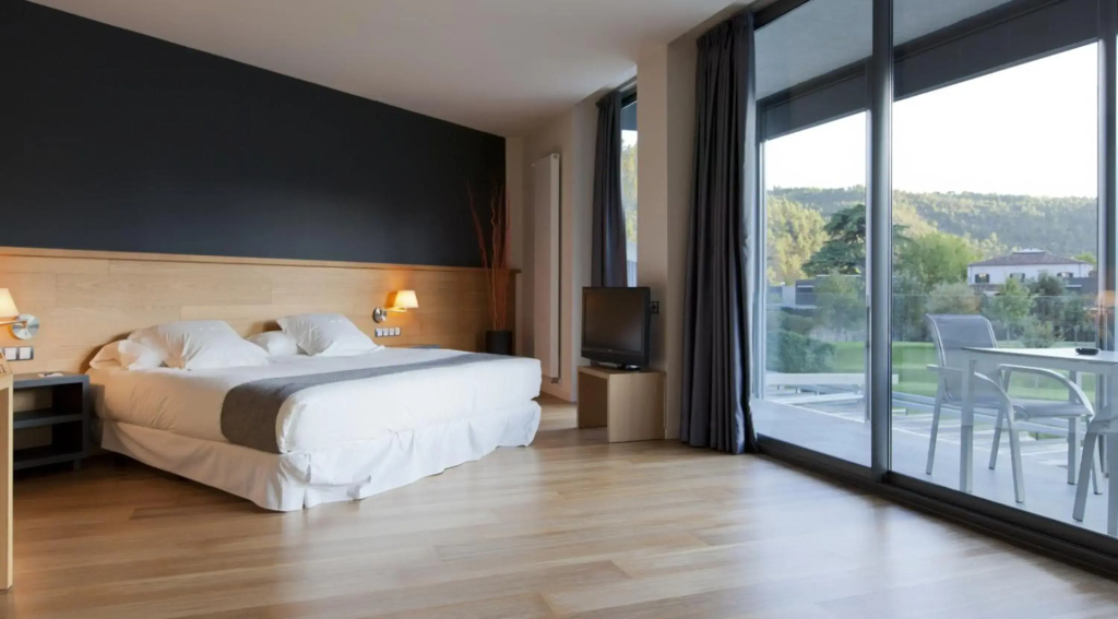 Hotel Món Sant Benet - Général