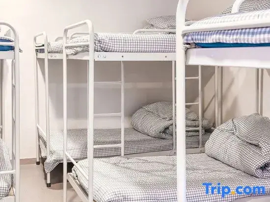 Bed in Dorm (male dorm)
