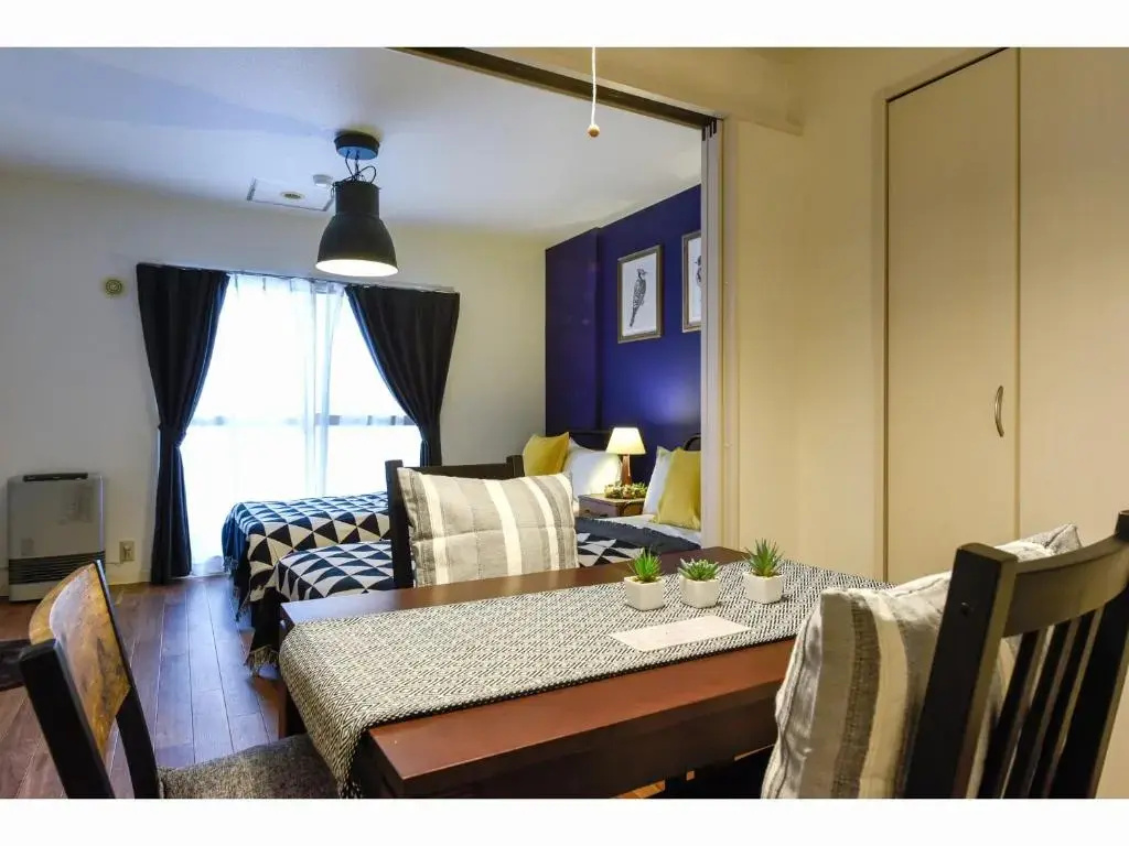 1 Bedroom Apartment