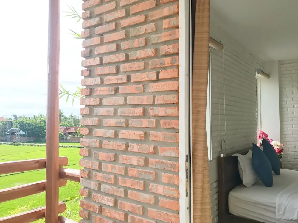 Suite with balcony