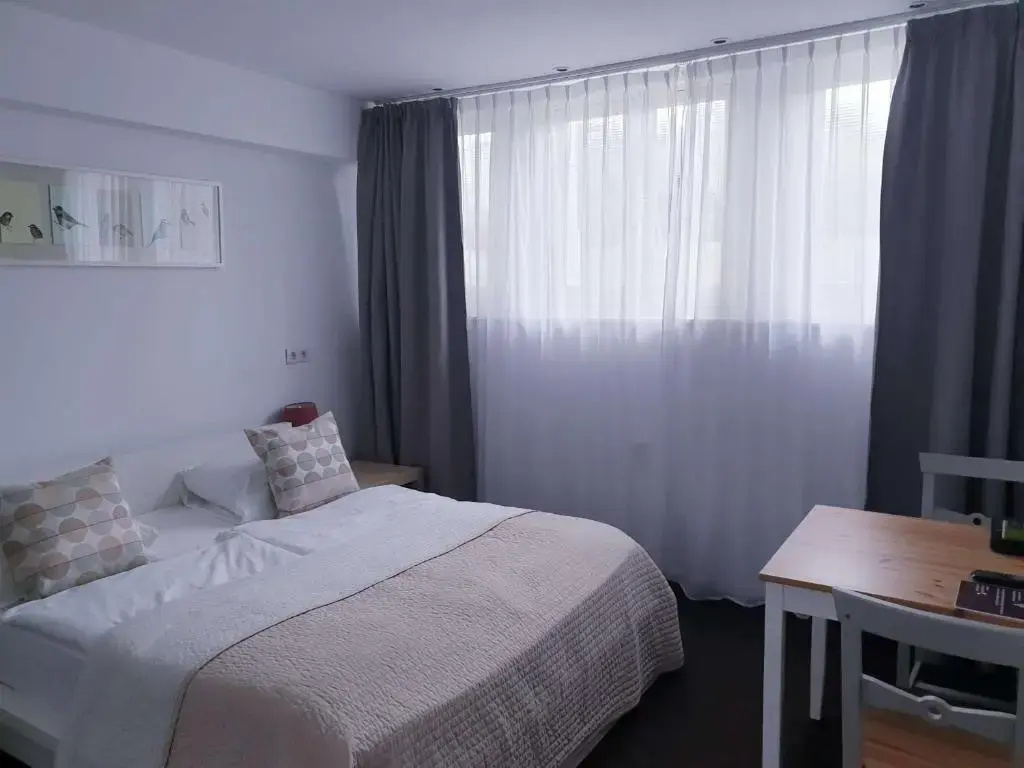 Economy Double room (full double bed)
