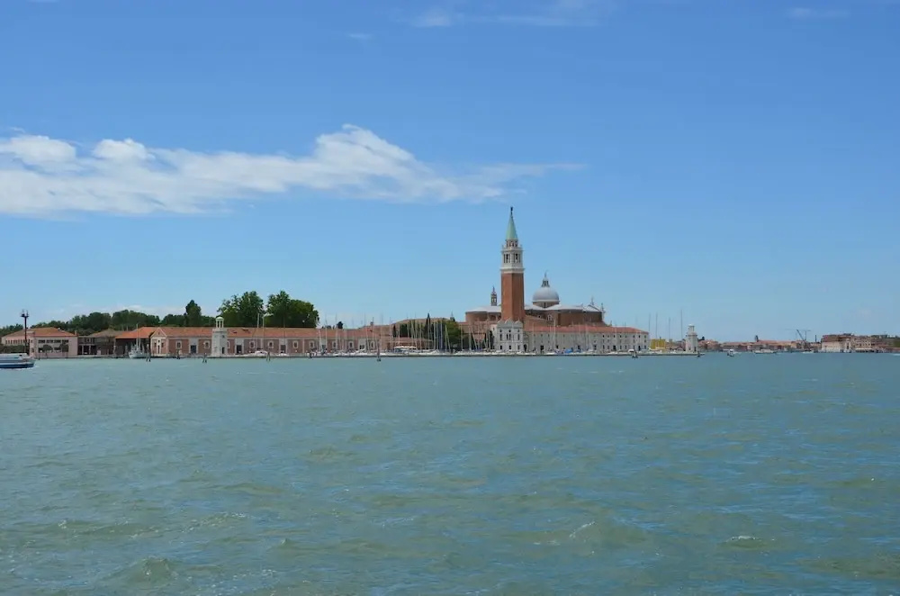 Beach & Waterfront