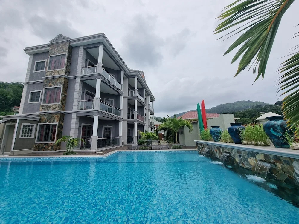 Phoenix Luxury Self Catering Apartments — фото