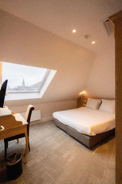 Budget Double room (full double bed)