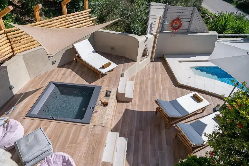Verekinthos Villa, a Fine Country Retreat, By ThinkVilla