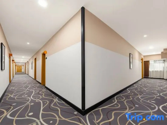 9 Days Premium Hotel (Huanggang Juran Zhijia)