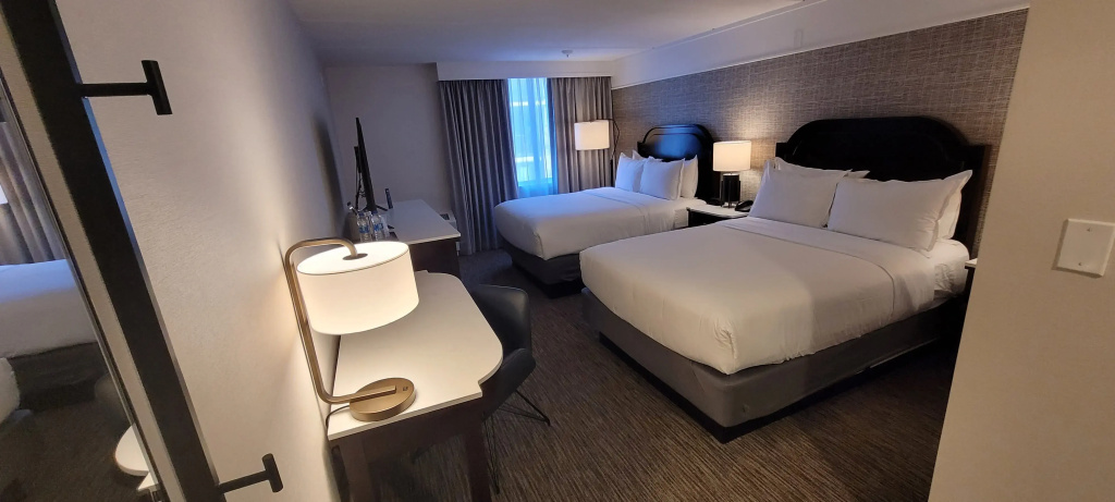 Sheraton Milwaukee Brookfield Hotel - Général
