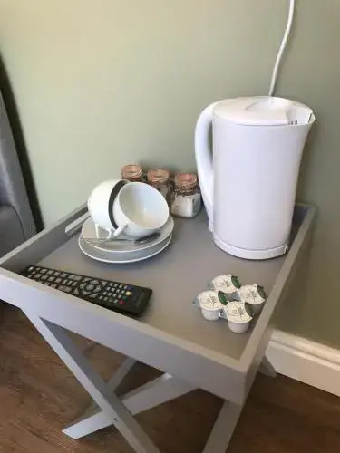 Food & Beverage