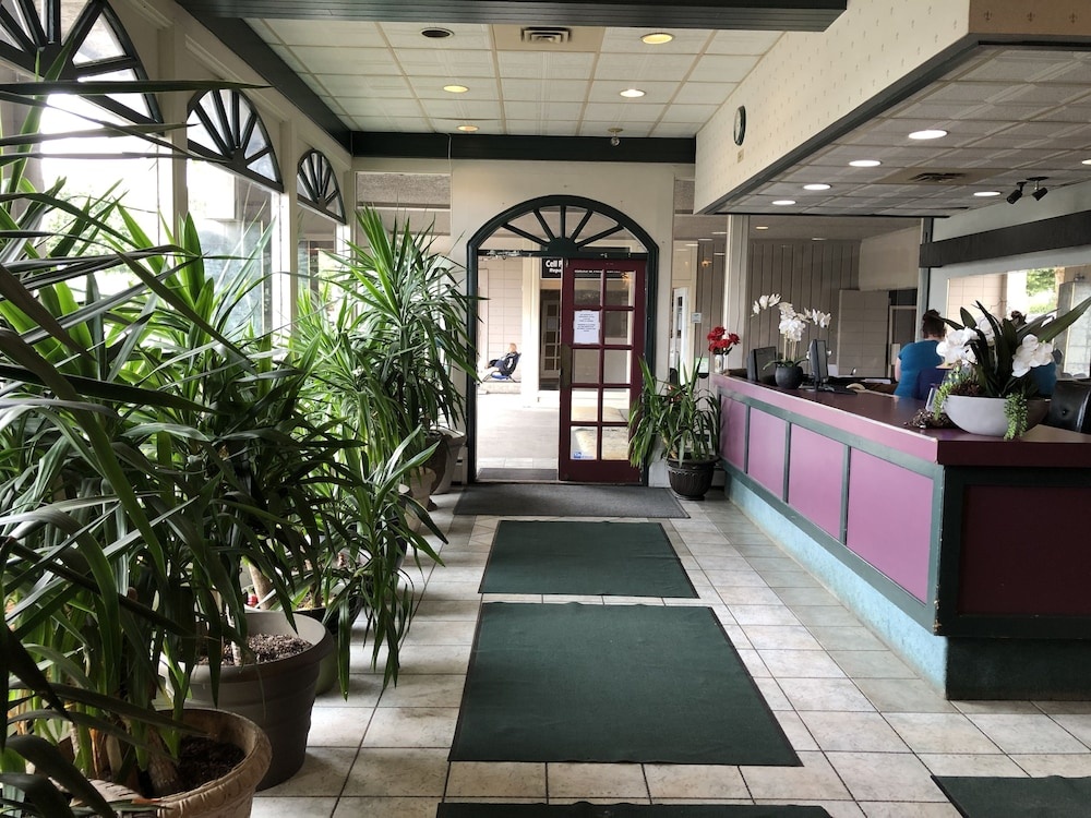 Harbourside Inn — 2
