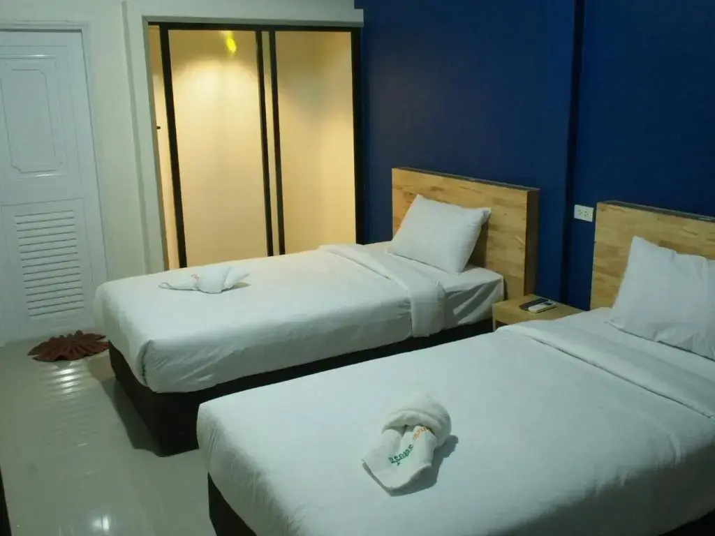 Standard Double room with garden view (twin beds)