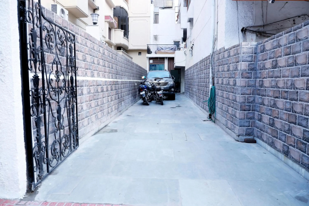 2BHK Fortune Home with Greenery view near Max,PVR,city walk