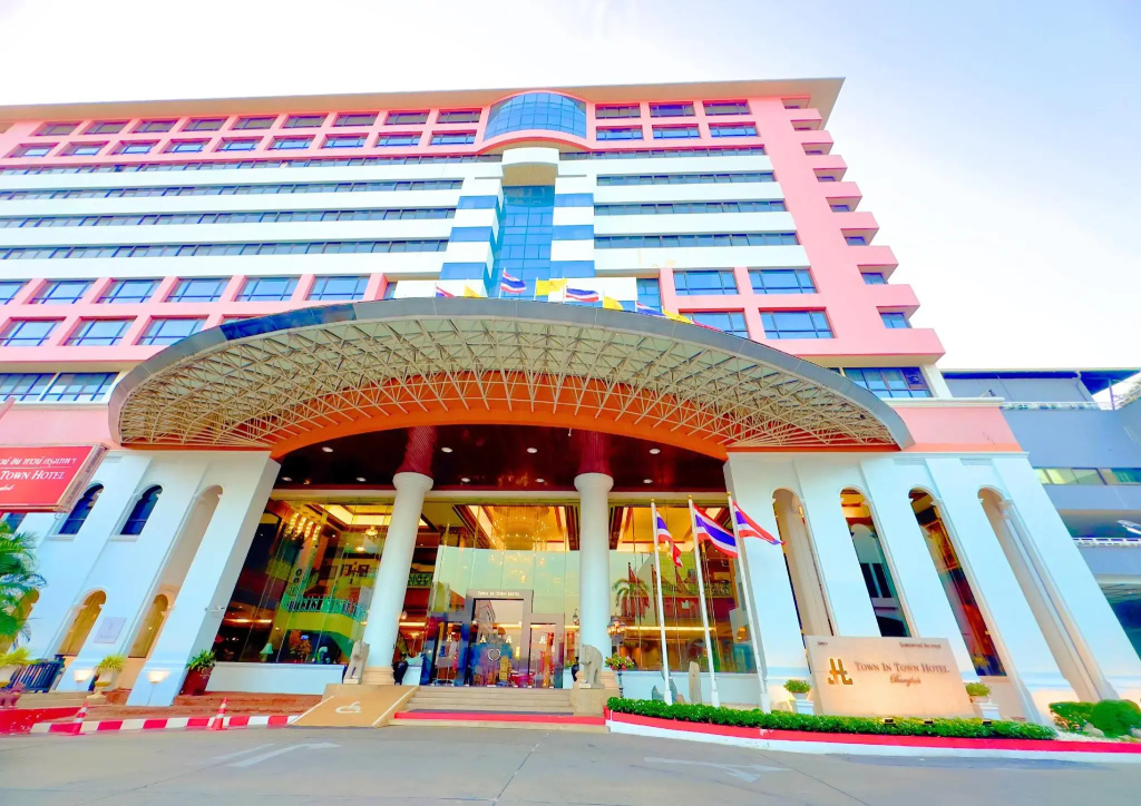 Town In Town Hotel Bangkok
