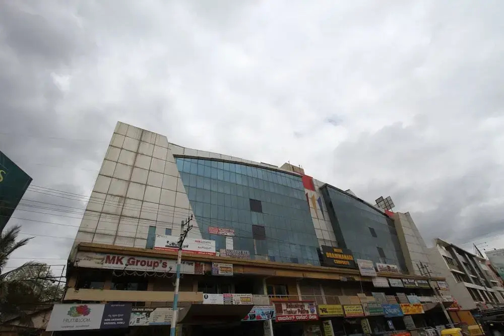 Hotel Dhammanagi Comforts by OYO Rooms