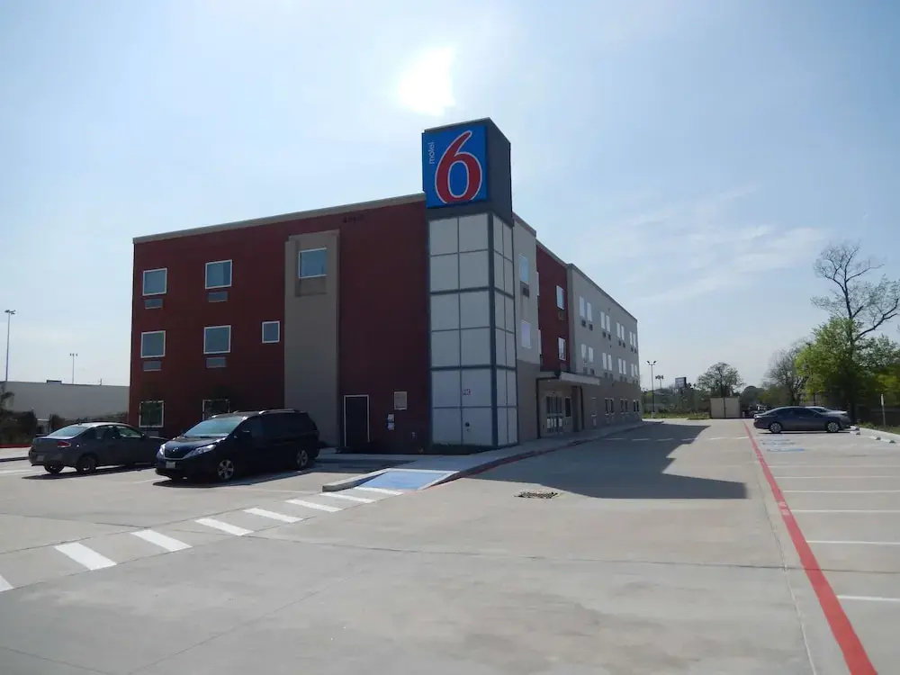 Motel 6 Houston - Downtown North