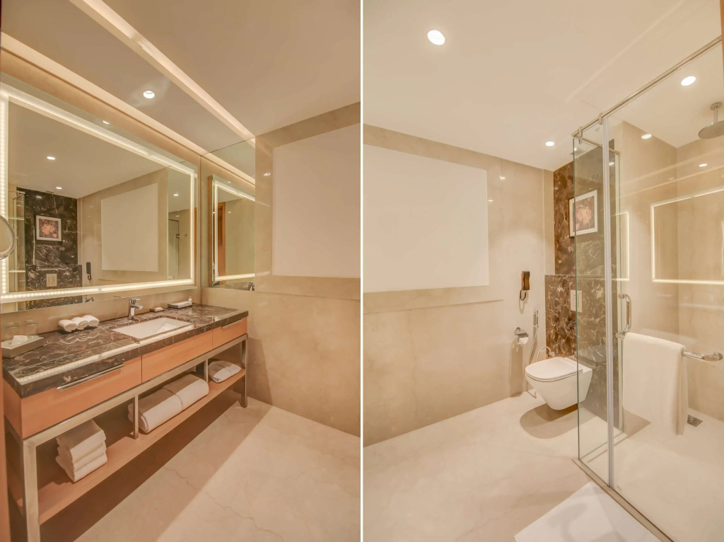 Deluxe room with balcony