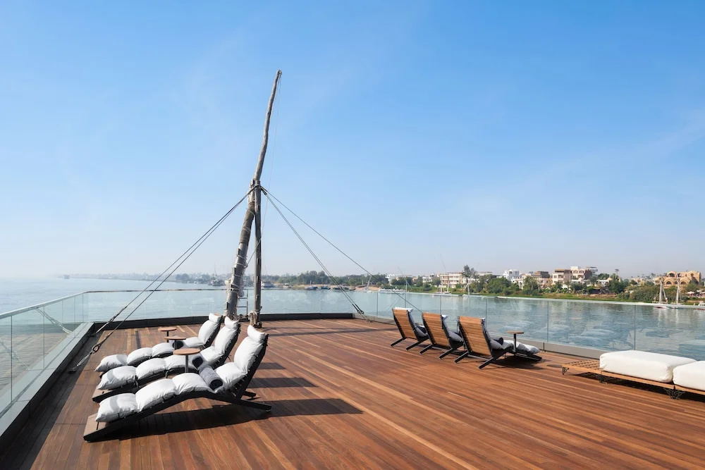 Beach & Waterfront