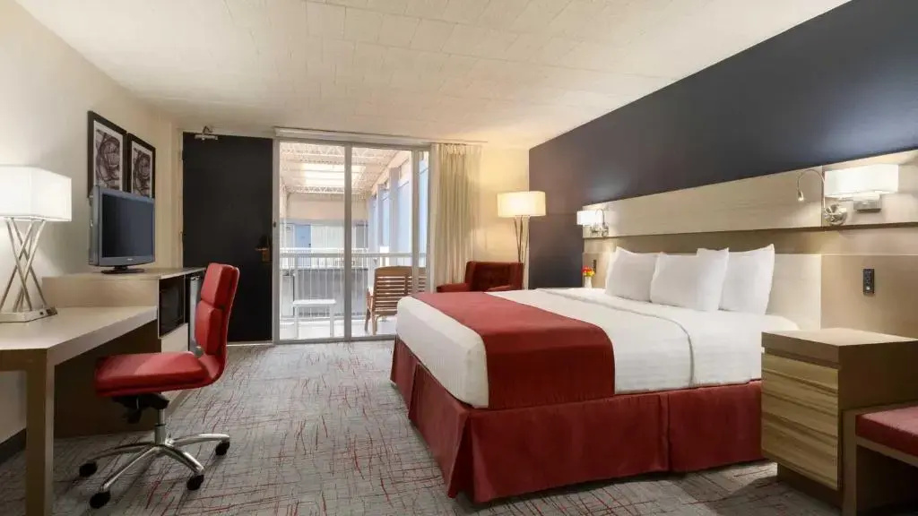 Ramada by Wyndham Clarion - Chambres