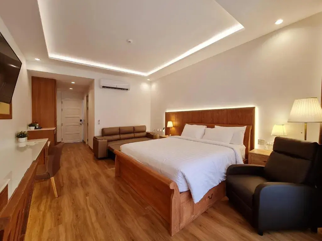 Superior Double room (full double bed)